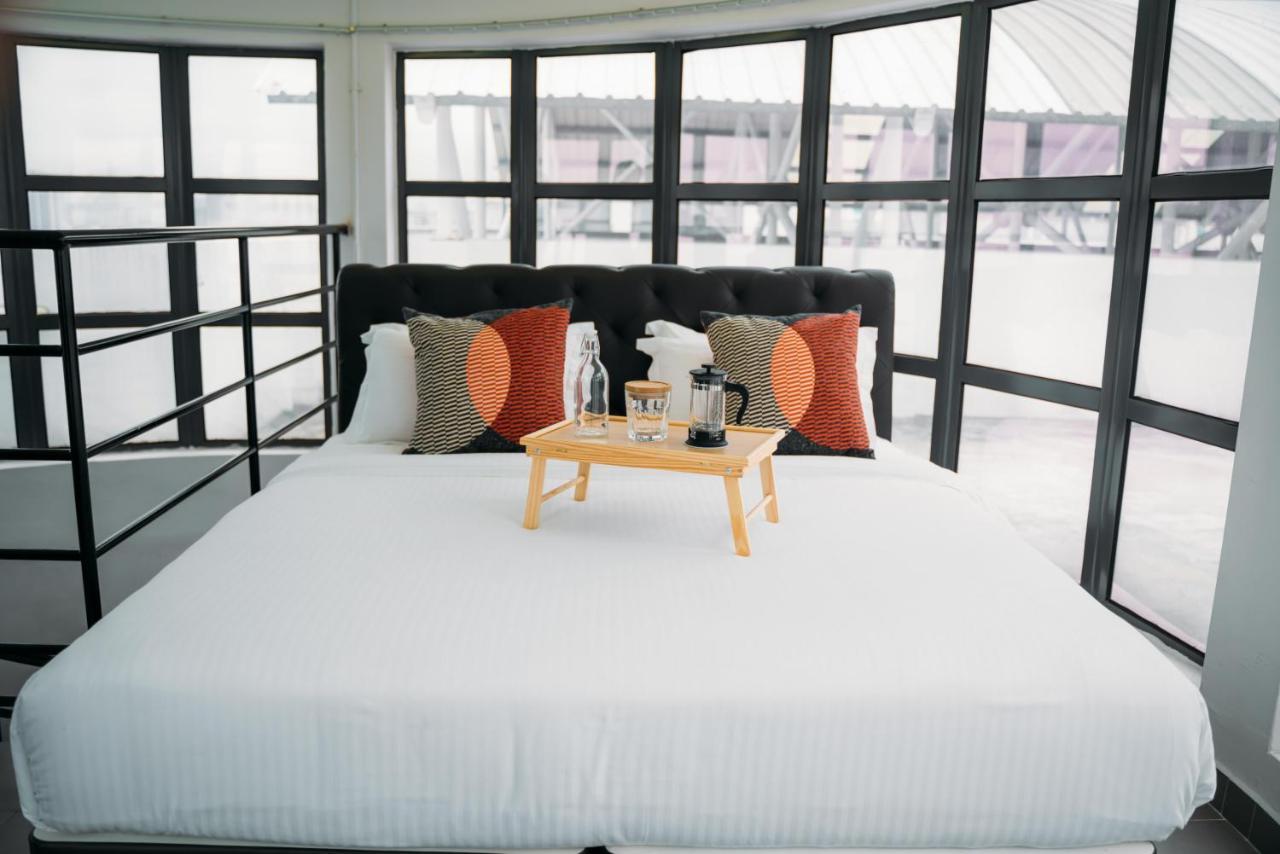 B Lot Hotel Куала Лумпур Екстериор снимка