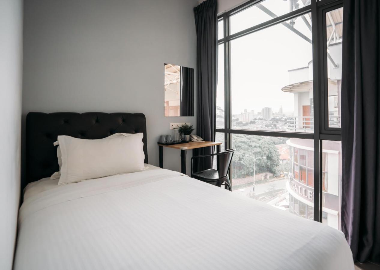 B Lot Hotel Куала Лумпур Екстериор снимка