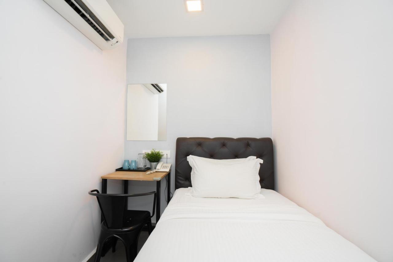 B Lot Hotel Куала Лумпур Екстериор снимка