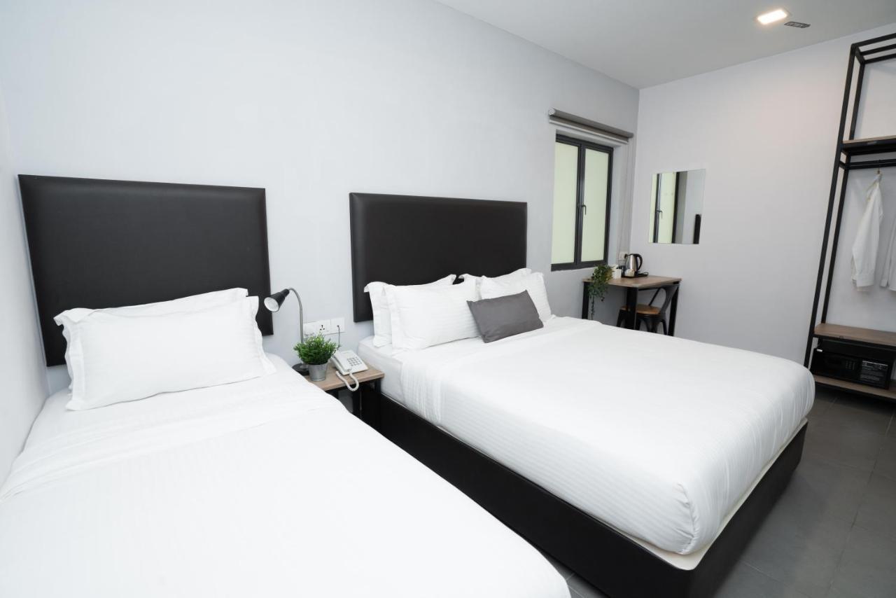 B Lot Hotel Куала Лумпур Екстериор снимка