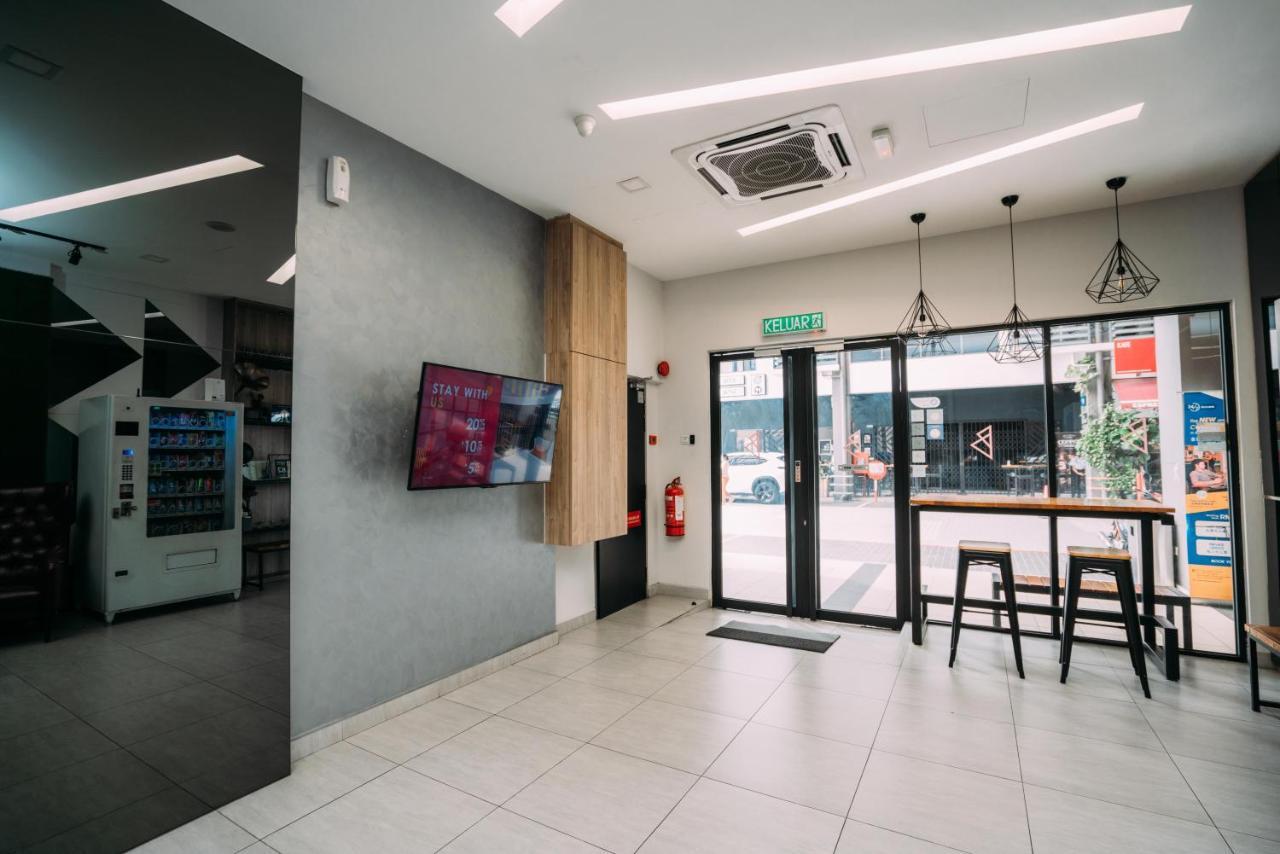 B Lot Hotel Куала Лумпур Екстериор снимка